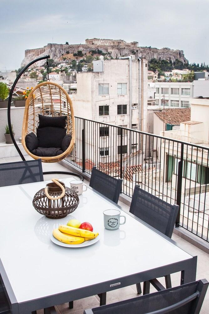 Cozy Penthouse With Stunning View To Acropolis! Appartement Athene Buitenkant foto