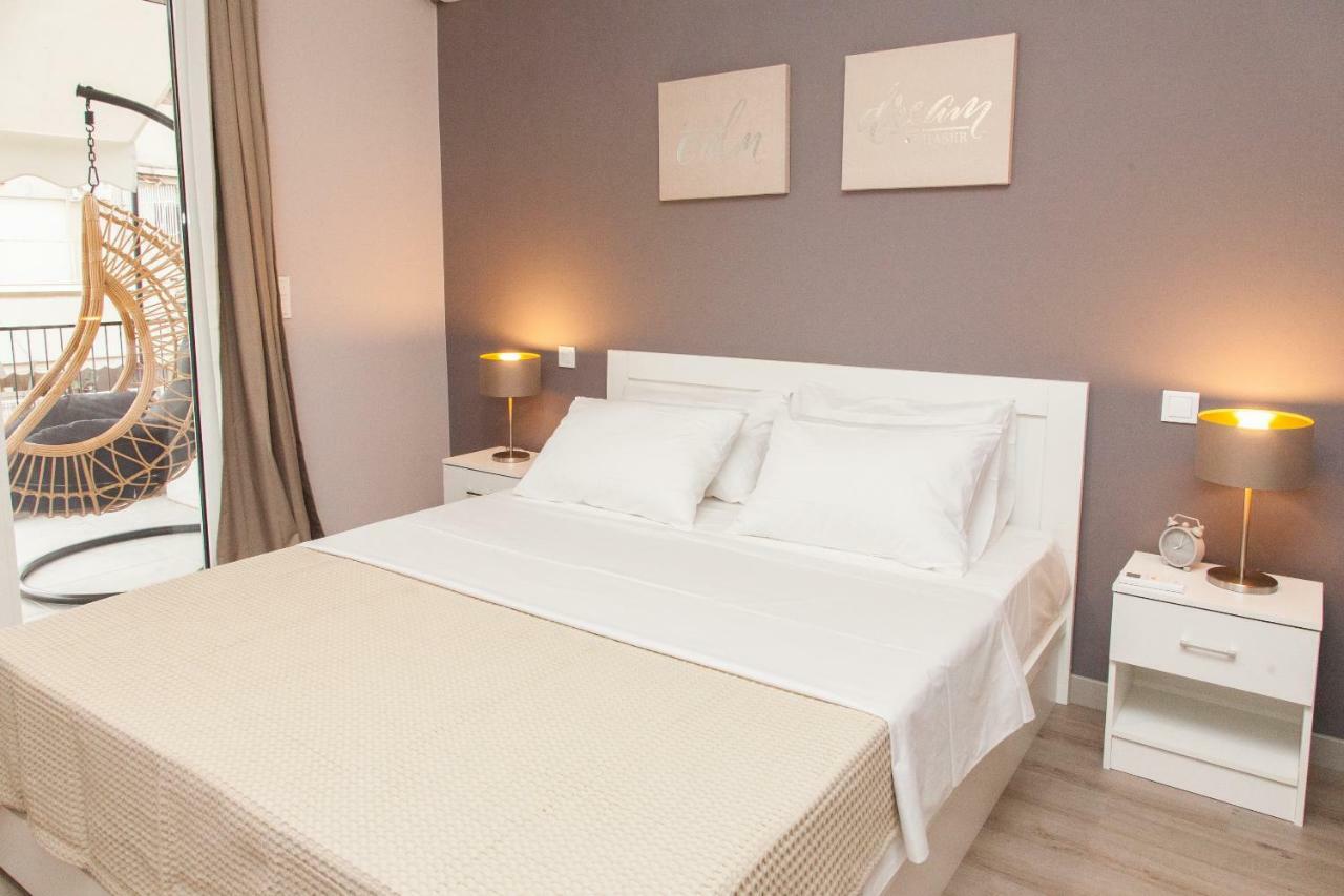Cozy Penthouse With Stunning View To Acropolis! Appartement Athene Buitenkant foto